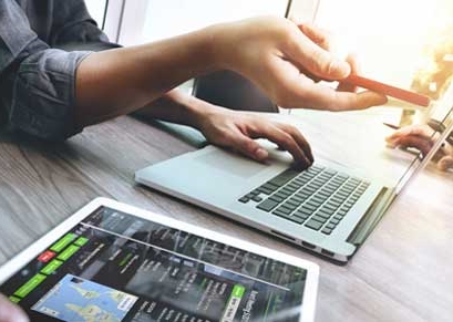 Miten uudet digitaaliset työkalut vaikuttavat hallitustyöskentelyyn?